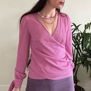 Express 🎀 tie sleeve blouse